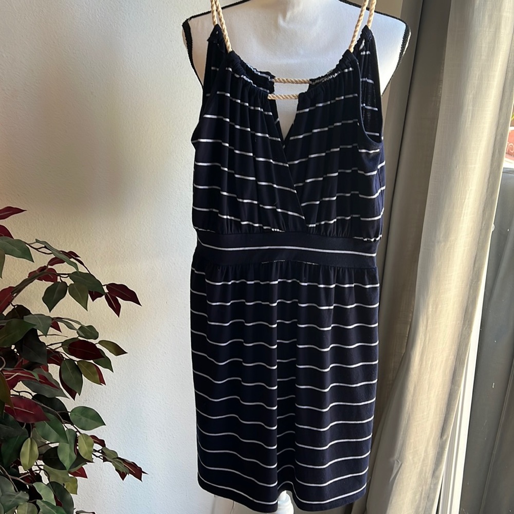 One clothing - dress.